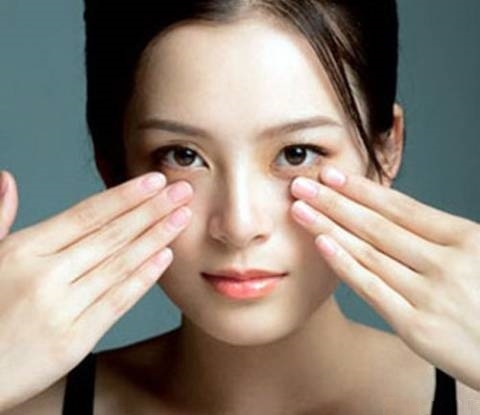 tri_quang_tham_mat_1